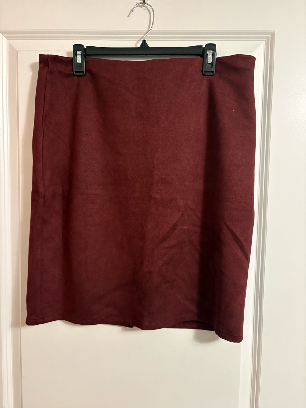 89th & Madison Burgundy Suede Pencil Skirt